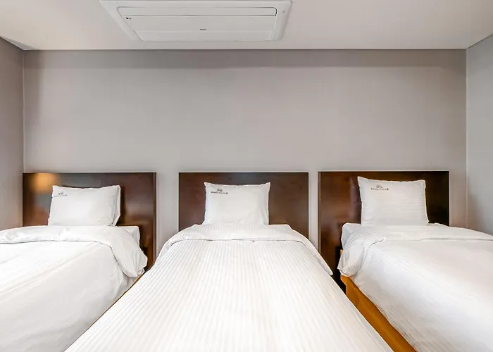 Hotel Haeundae Seacloud 3*