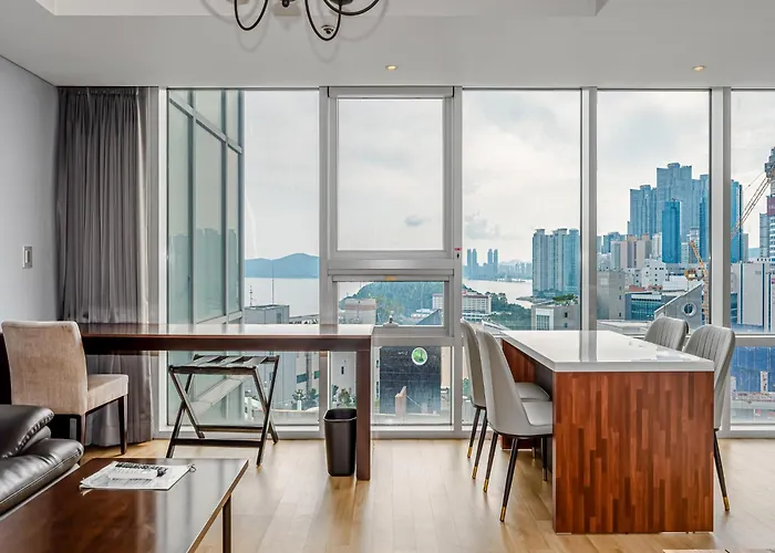 Hotel Haeundae Seacloud