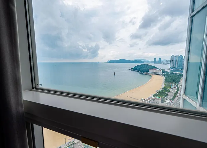 Haeundae Seacloud Hotel 3*