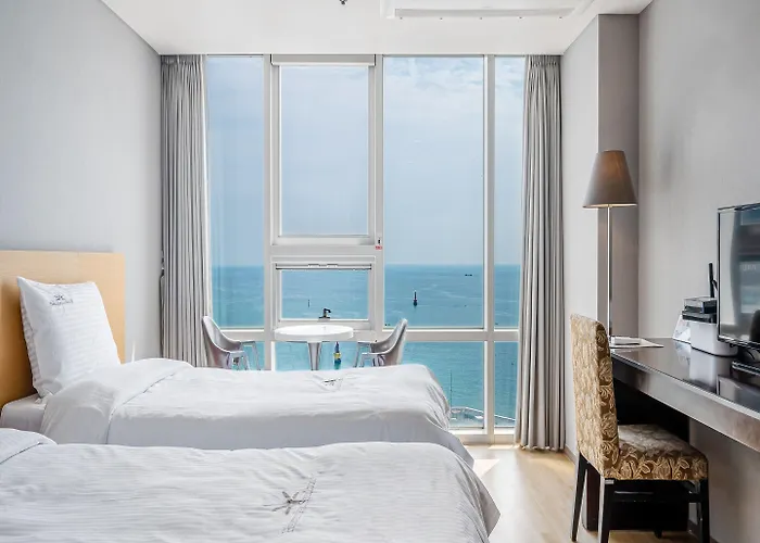 Hotel Haeundae Seacloud 3*