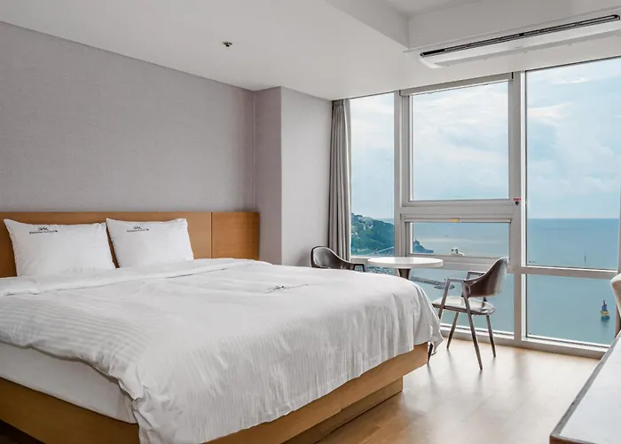 Haeundae Seacloud Hotel 3*